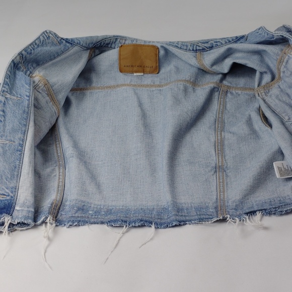 American Eagle Women's Distressed Denim Jacket. - Picture 10 of 12